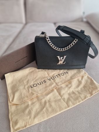 Louis Vuitton Schulter-Tasche LOCKME II BB schwarz/silber