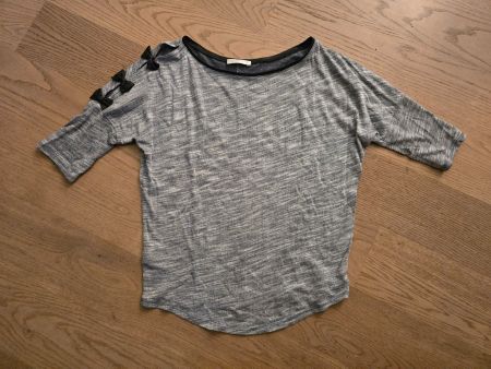 Damen T-Shirt (3/4-Arm) Promod grau mit Schleifen Grösse S