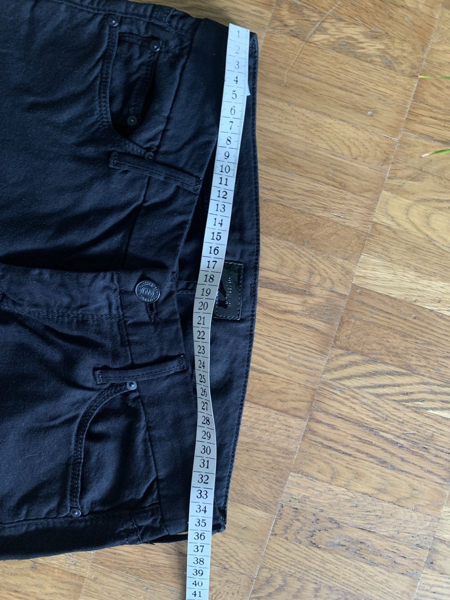 Jeans: Mother schwarz jeans – Usato da Zürich venduto da Nikuska32 1