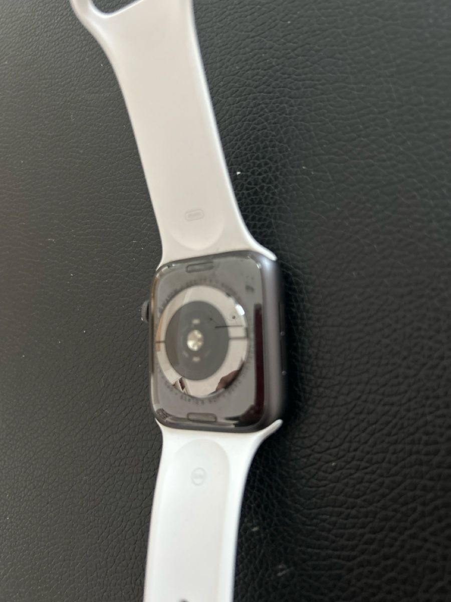 Apple Smartwatch: Apple Watch 5 – Usato da Mugena venduto da manuelrigamonti 1