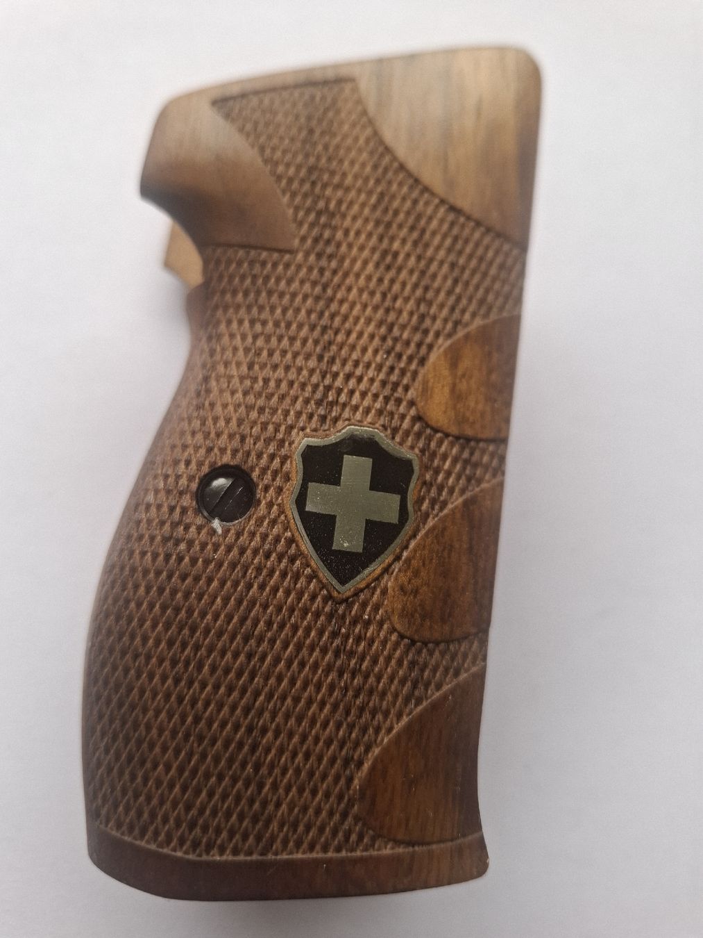 Articoli in legno: Nussbaum Griffschalen für die Sig P210 – Nuovo (secondo la descrizione) da Rothrist venduto da griffe 1