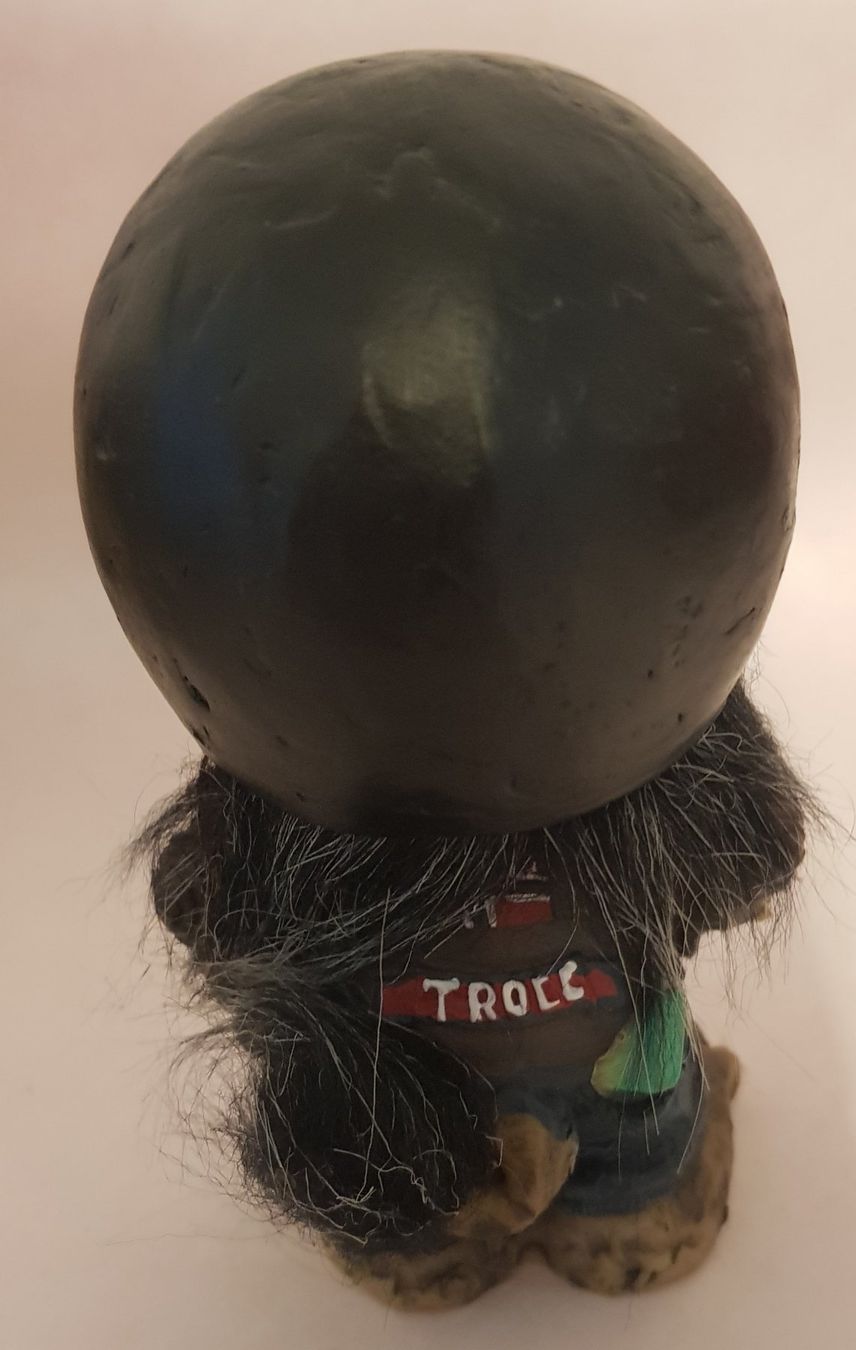 Statuette: troll motorrad fahrer mit helm – Usato da Figino venduto da mayam63 2