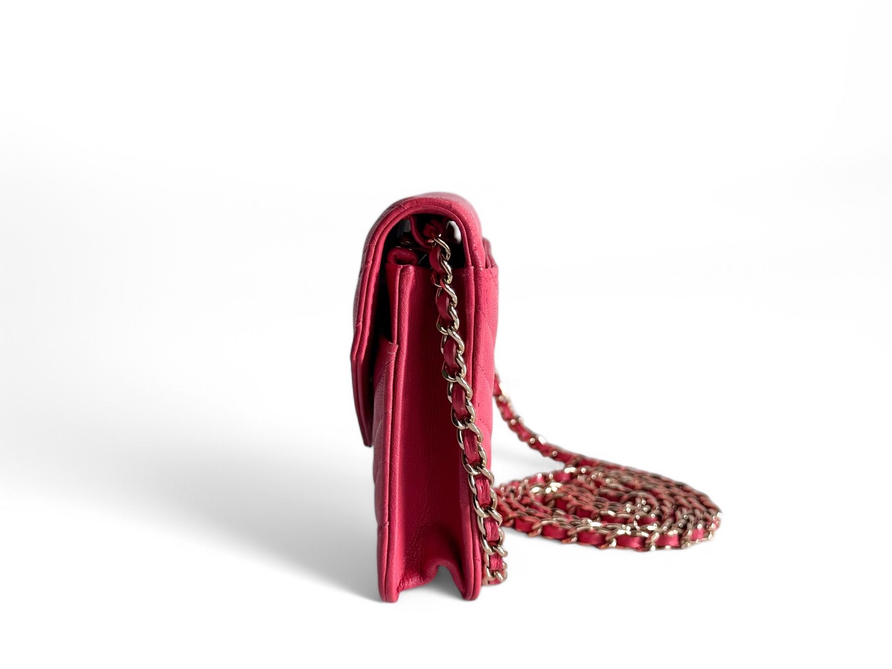 Chanel Borse da donna: Chanel Chevron Statement Wallet On WOC Chain Tasche – Usato da Kriens venduto da hannaandkiko 3