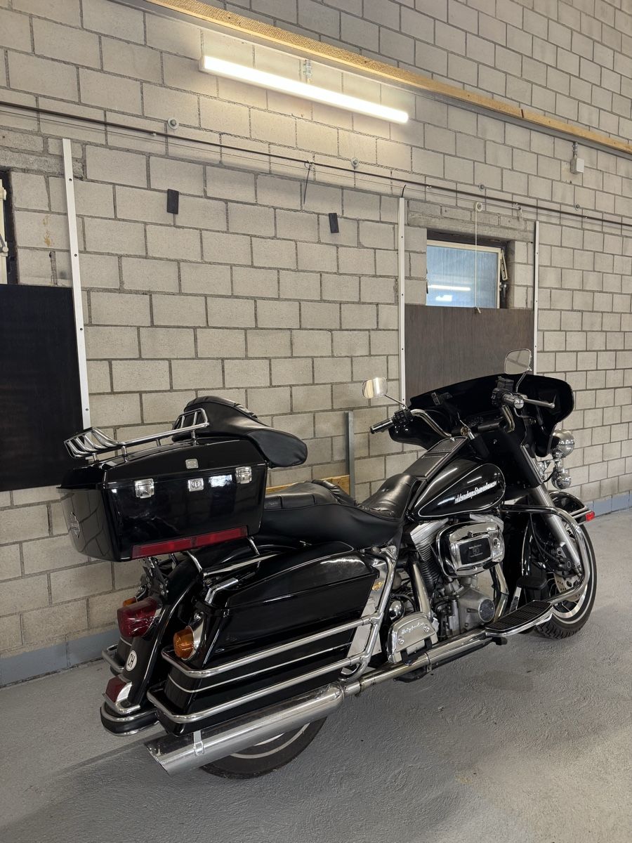 Harley-Davidson Touring: Harley Davidson – Défectueux à Martigny par Shaqiri.artan 6