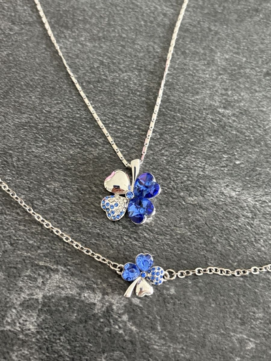 Sonstiger Schmuck: Collana + bracciale – Gebraucht aus Rivera von ape_b2bx