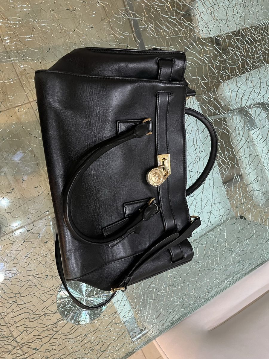 Borse da donna: Sac Michael Kors en cuir noir – Usato da Genève venduto da Beyond-Time-Geneve 1