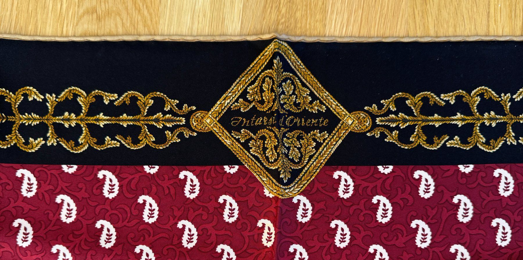 Etro Foulard & Sciarpe: Etro Seidentuch "Intarsi d'Oriente" – Usato da Zuerich venduto da muzuto 1