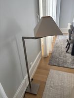 Lampe de lecture design orientable | métal brossé | h 135 cm