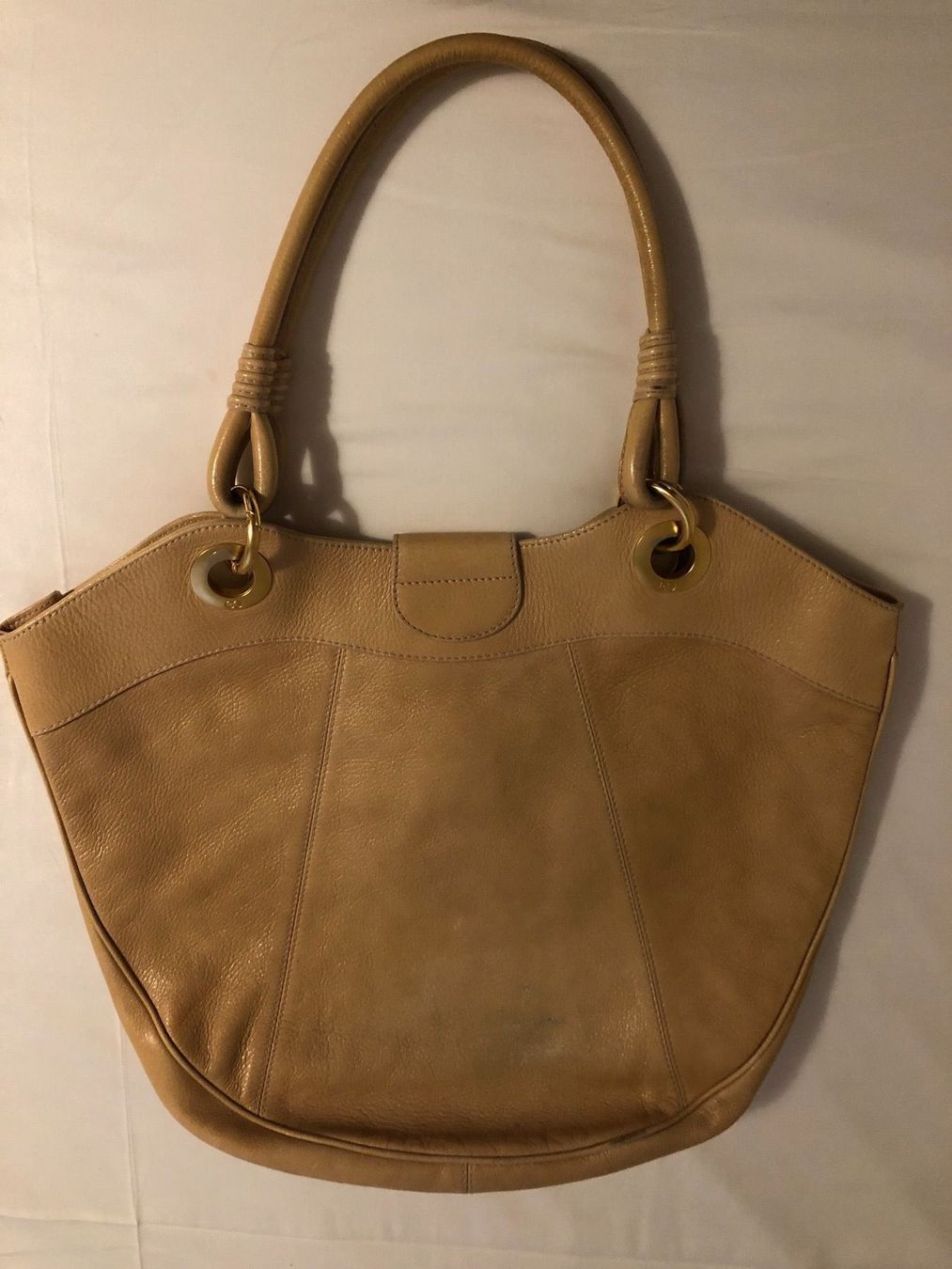Escada Taschen für Damen: ESCADA LARGE BAG – Defekt aus Zürich von Yanches 1