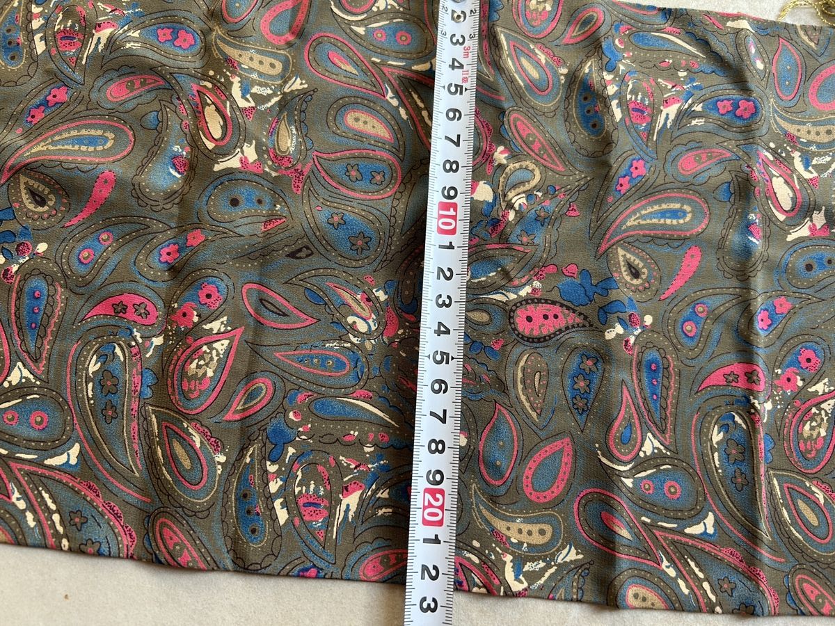 Foulards, Tücher & Schals: Foulard en soie de chanvre – Gebraucht aus Founex von etswang 2