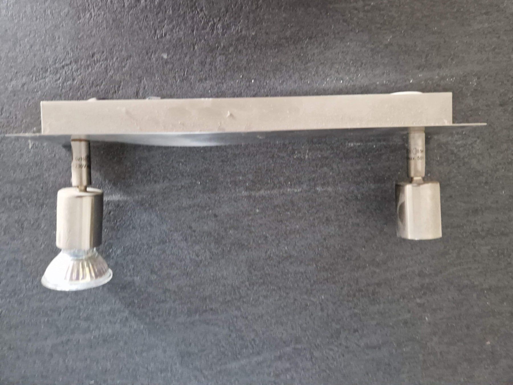 Lampade: ¨FISCHER - ORBIT 2-flammiger Spotbalken – Usato da Aadorf venduto da Sundg