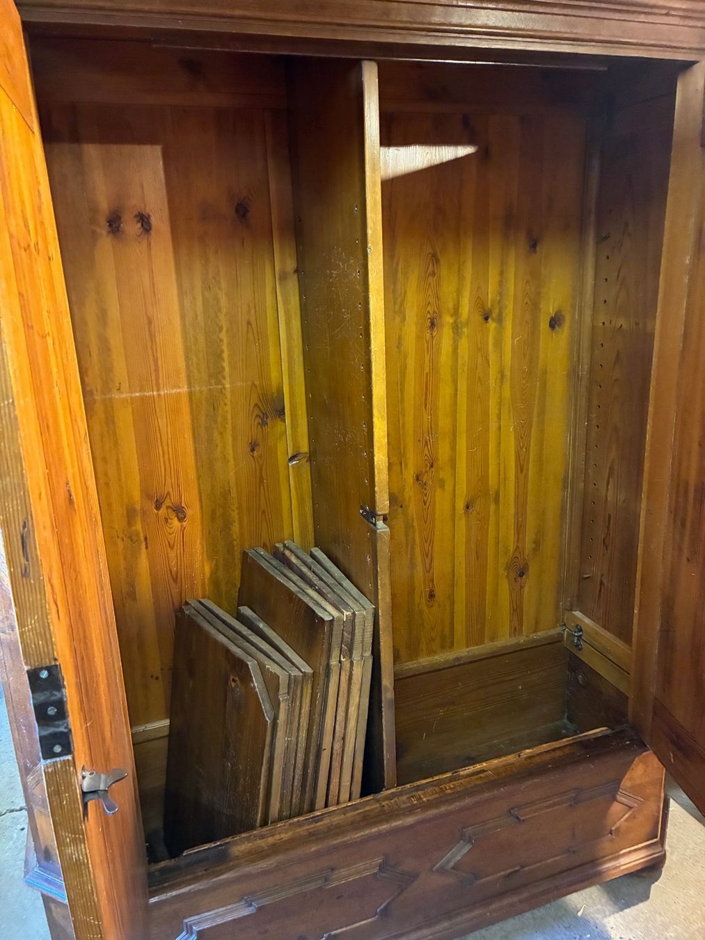 Armadi: Antiker Schrank Barock um 1780 – Usato da Gümligen venduto da Roe22 3