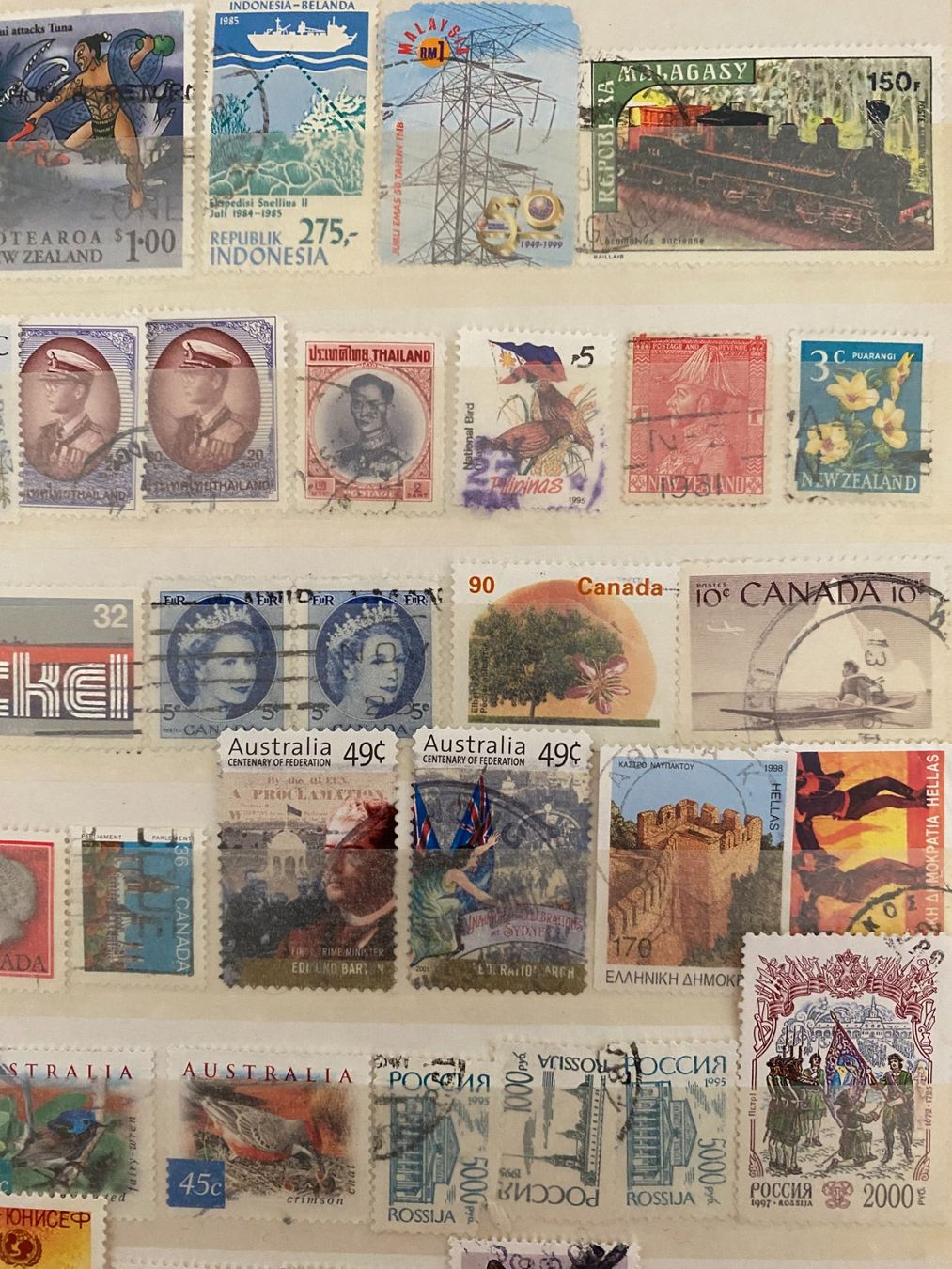 Tous les timbres: Briefmarken-Sammlung aus  Welt, – D'occasion à matten b. interlaken par jfran17 2