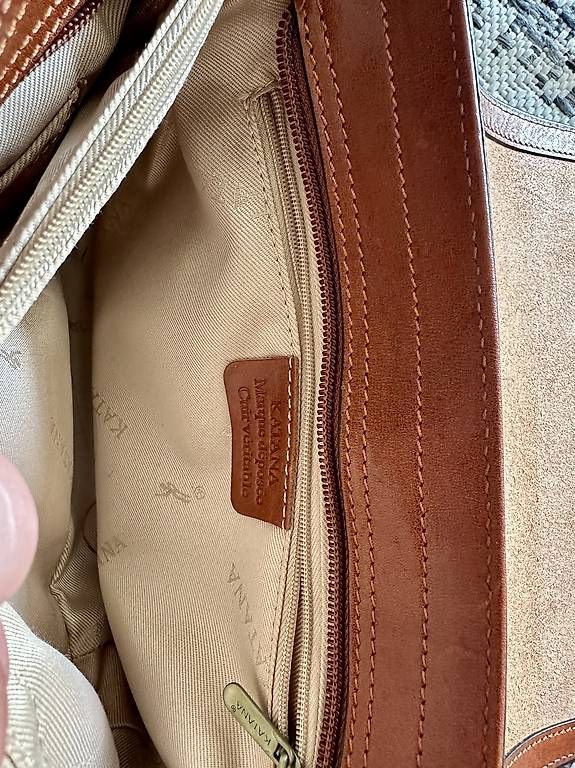 Taschen für Damen: Modische Italienische Ledertasche – Gebraucht aus Zürich von ser_26bt 3