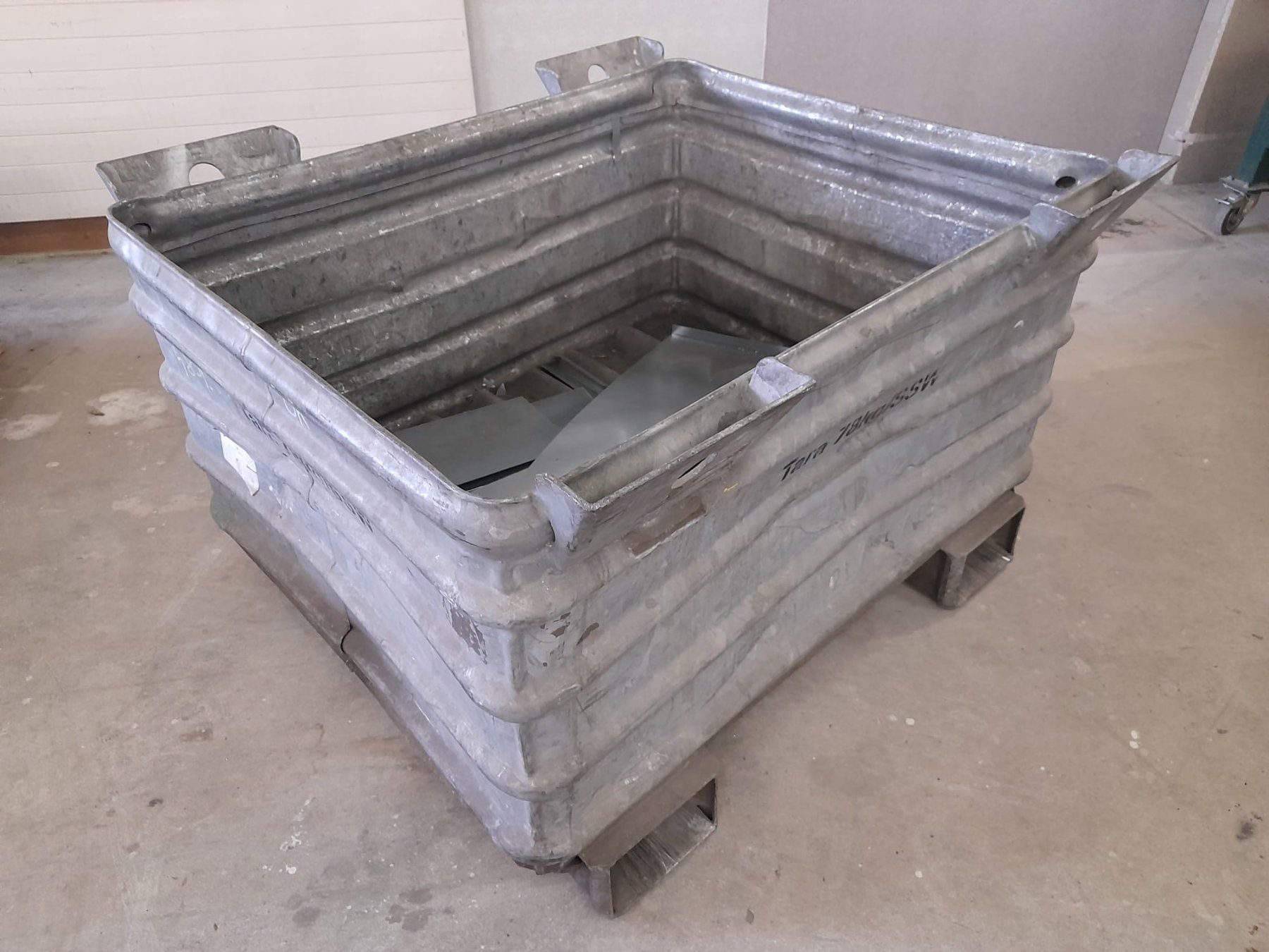 Contenitori edile: Metallmulde – Usato da St. Gallen venduto da dap_pq5p