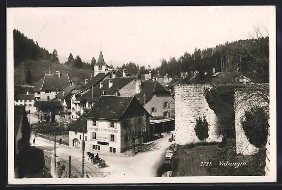 Cartoline postali: AK Valangin, Strassenpartie mit Hotel – Usato da Berlin venduto da bartko-reher