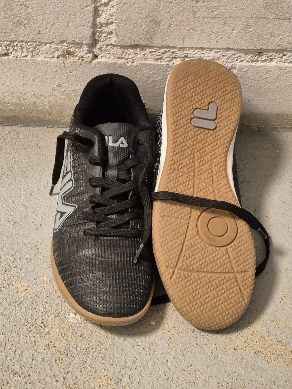 Fila Scarpe per ragazzi: Hallenschuhe – Usato da Oberkulm venduto da Heckenrose20