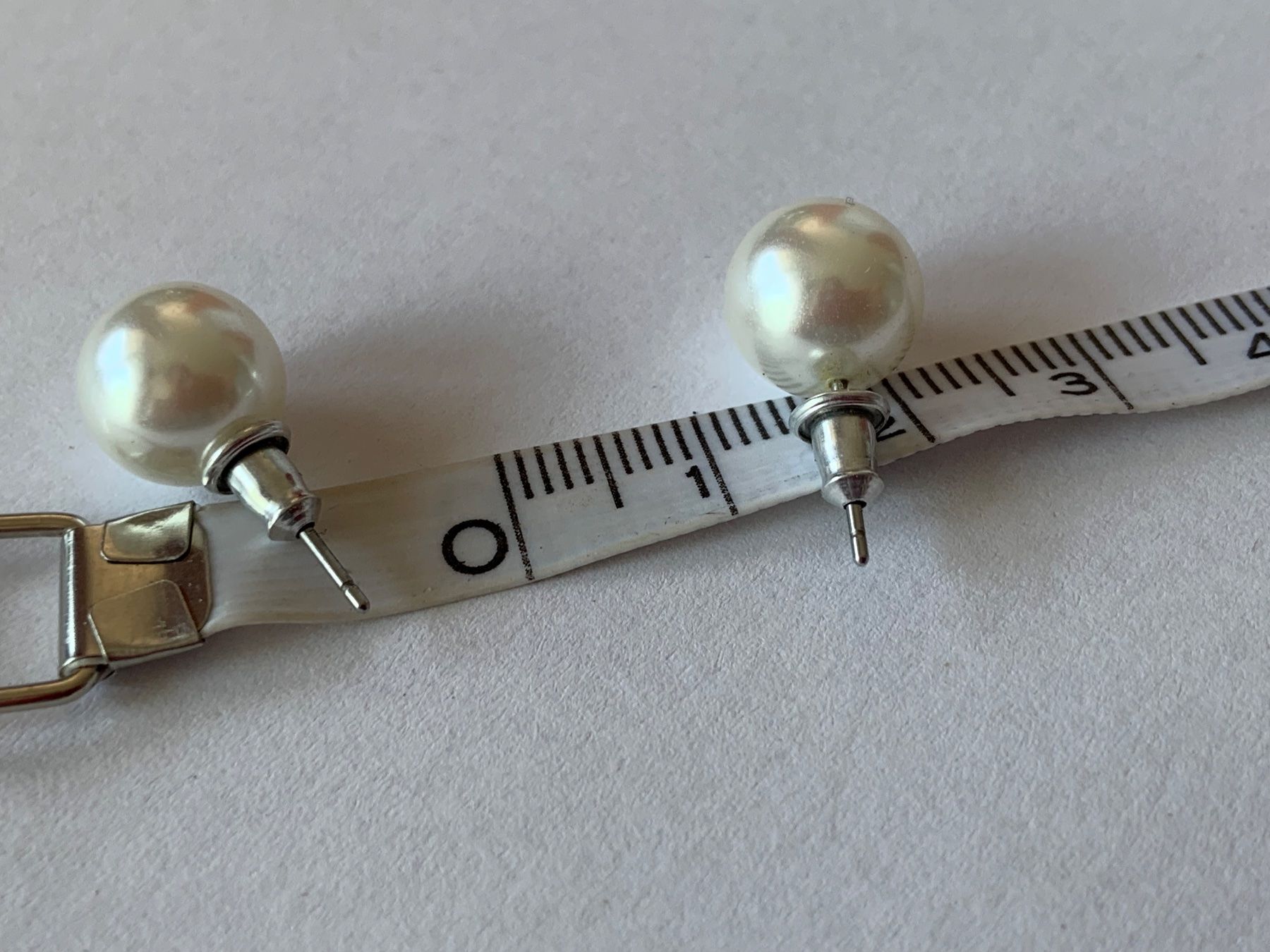 Ohrringe & -stecker: Ohrenstecker Perle weiss gross – Gebraucht aus Laufen von Bellavitaboom 4