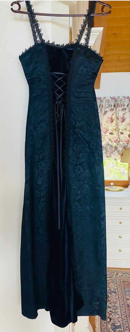 Vestiti: Elegantes schwarzes Gothic Kleid Gr. 3 – Nuovo (secondo la descrizione) da Brione s. Minusio venduto da batwoman3