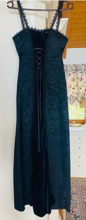 Elegantes schwarzes Gothic Kleid Gr. 3