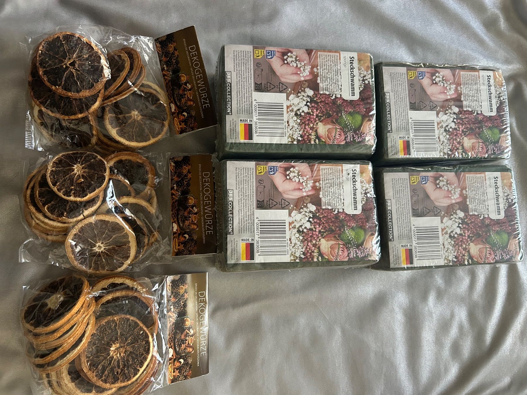 Alle Dekorationen: 4 Steckmoose & 3 Beutel Getrocknete Orangenscheibe ***NEU*** – Neu und originalverpackt aus Winterthur von stella67