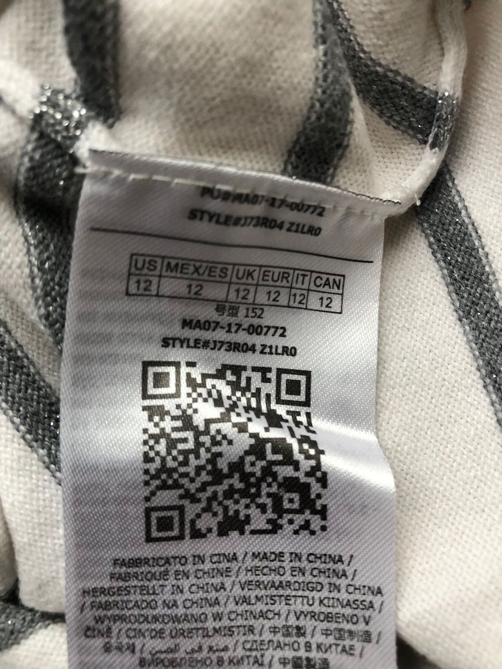 Guess Pullover & Sweatshirts: Pull Guess blanc/rayé argenté 152 – Neu (gemäss Beschreibung) aus Moutier von chicboutique 3