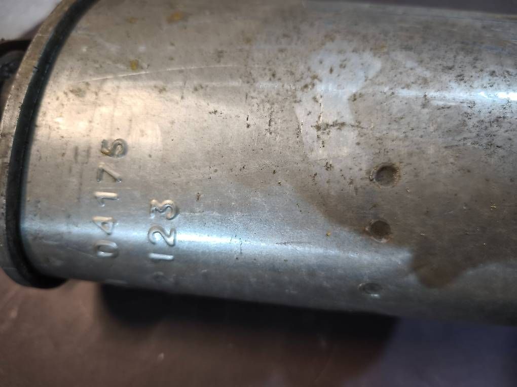 Échappements: Fiat 124 Mittelschalldämpfer NOS – Neuf avec emballage d'origine à Zihlschlacht par rad_vvm9 2