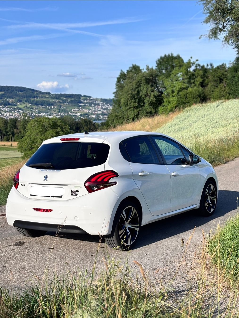 Automobili: Peugeot 208 1.2 VTi – Usato da Horgen venduto da Dage85 5