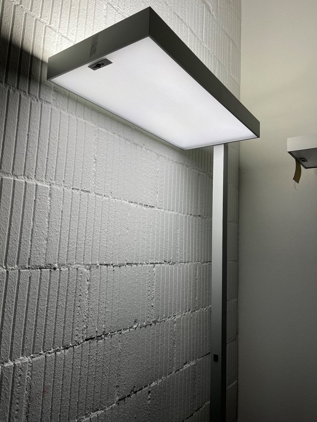 Lampen: LED-Stehlampe Büro – Gebraucht aus Ottikon von michel_13 3