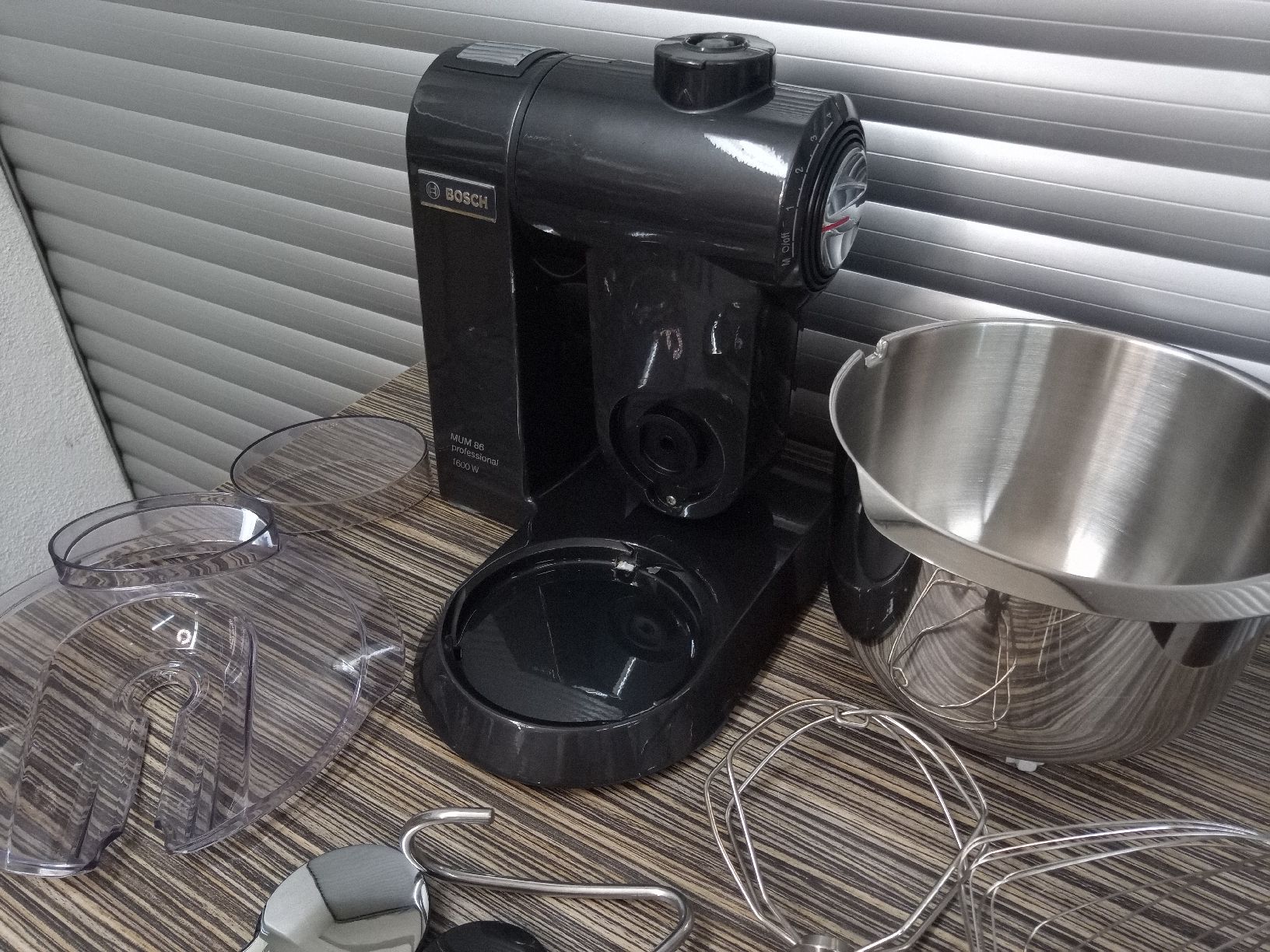 Bosch Elettrodomestici da cucina: Bosch MUM86 Küchenmaschine  – Usato da Reiden venduto da Zofi-Brocki 2