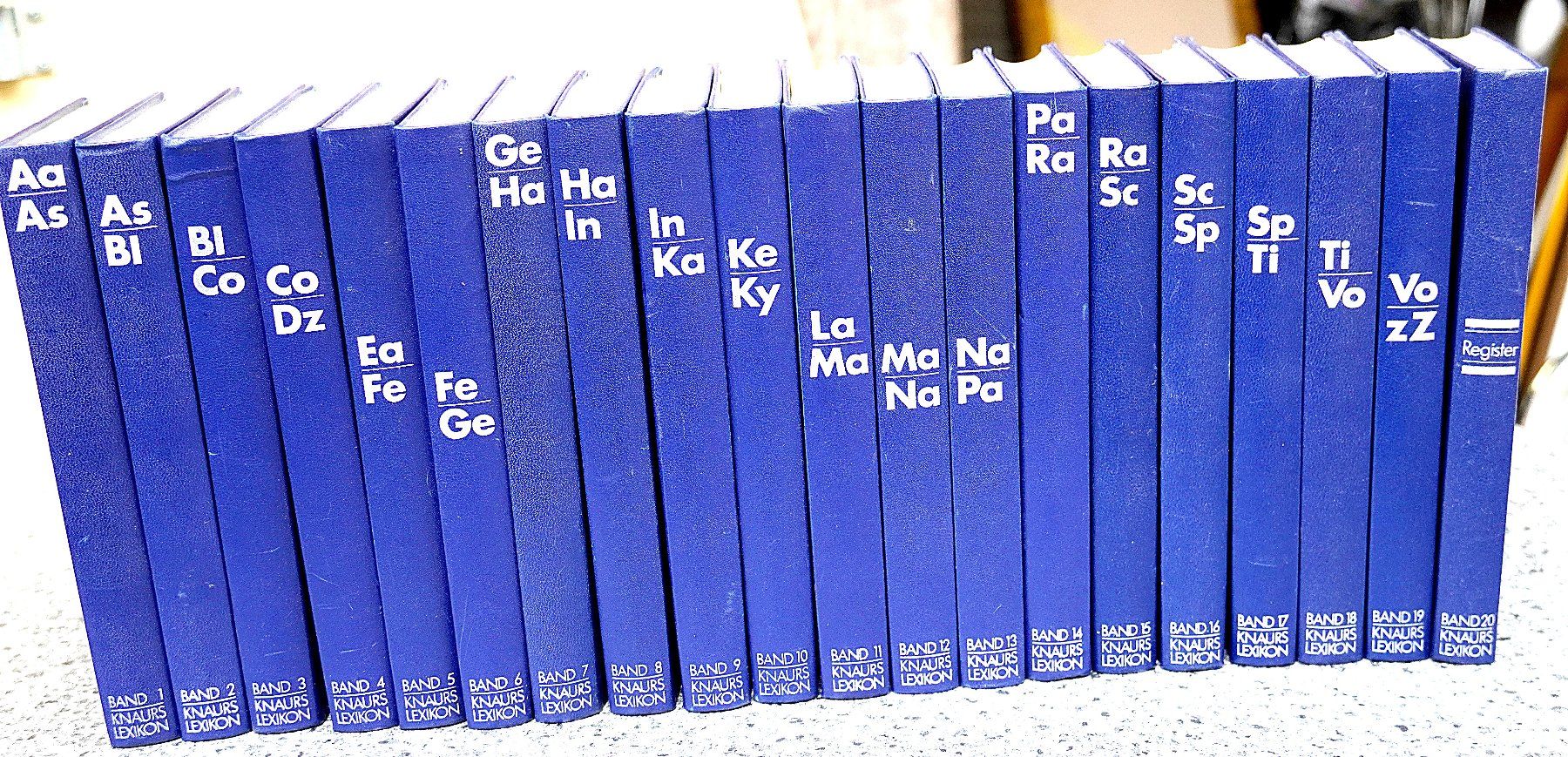 Libri: Knaurs 20 Bändig Lexikon – Usato da Baar venduto da 2cvbaar