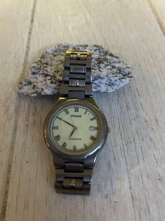Orologi: zeitlose Herrenuhr – Usato da Menziken venduto da carstenbach13
