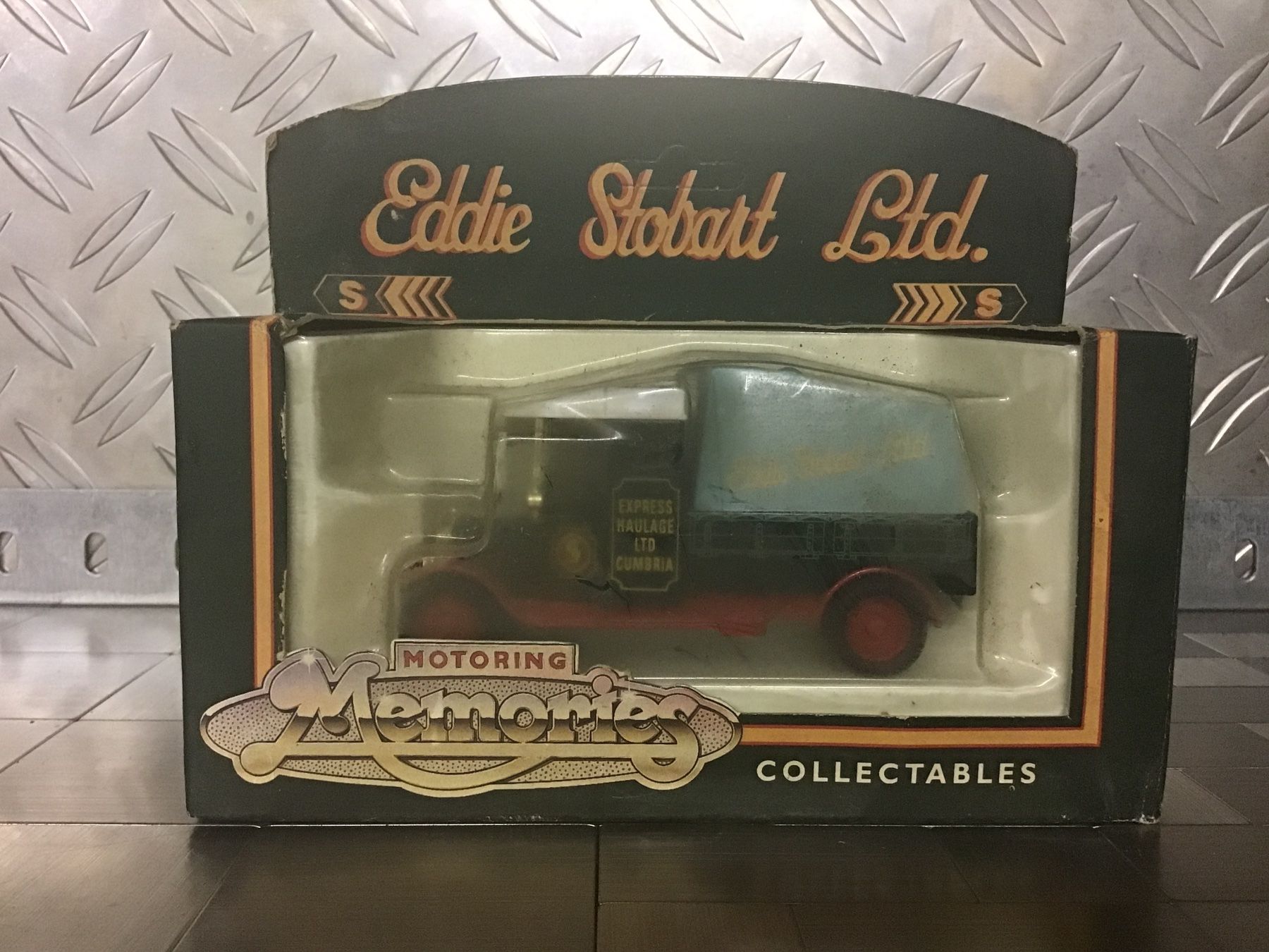 Kit di modellismo & Modellini statici: COLLECTABLES MEMORIES MOTORING – Usato da Männedorf venduto da Spezial-Modelle 4