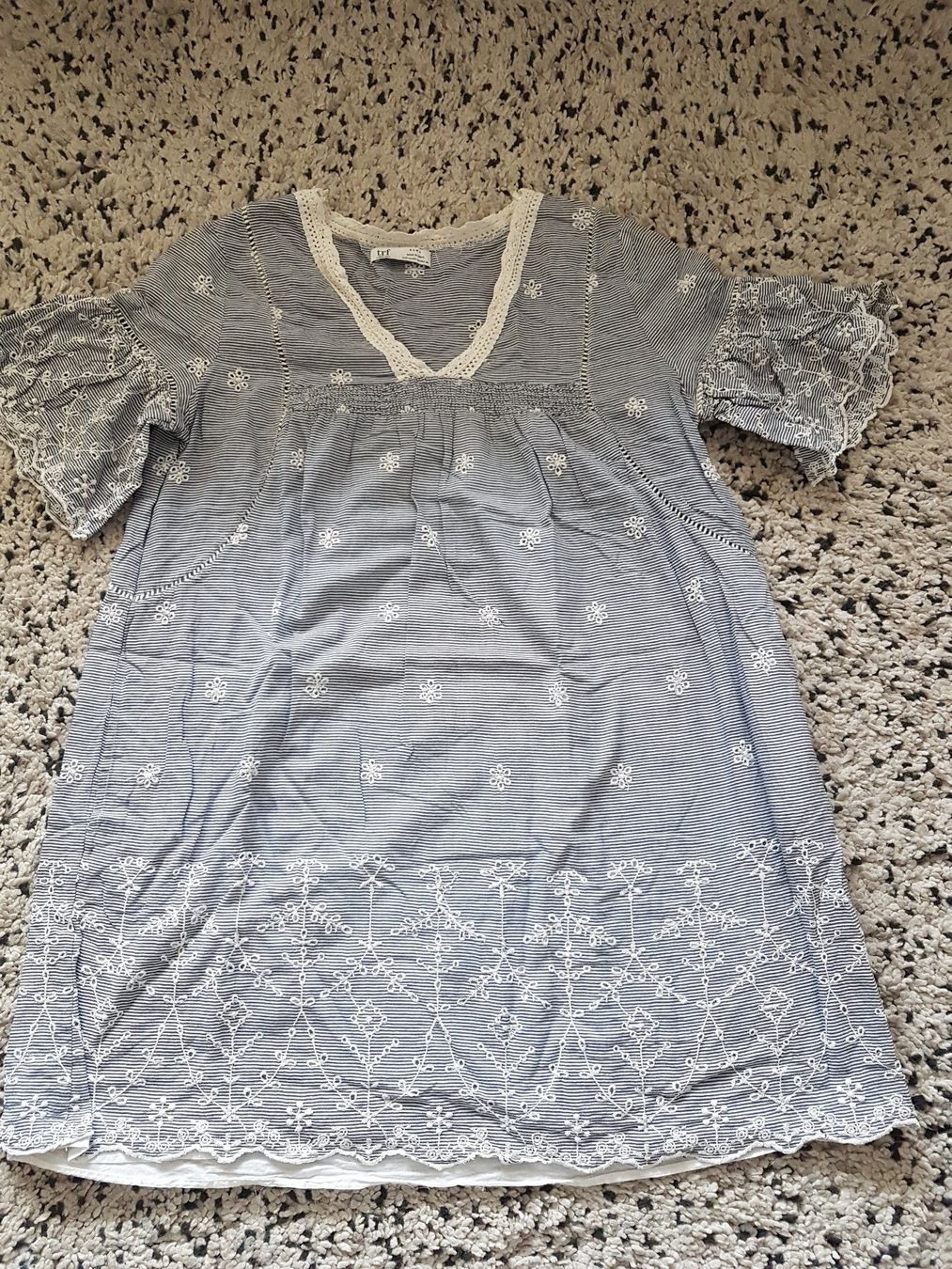Zara Tuniche: Zara : 1 tunique avec broderie M – Usato da Lutry venduto da kylab7