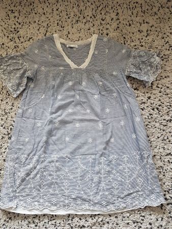 Zara : 1 tunique avec broderie M