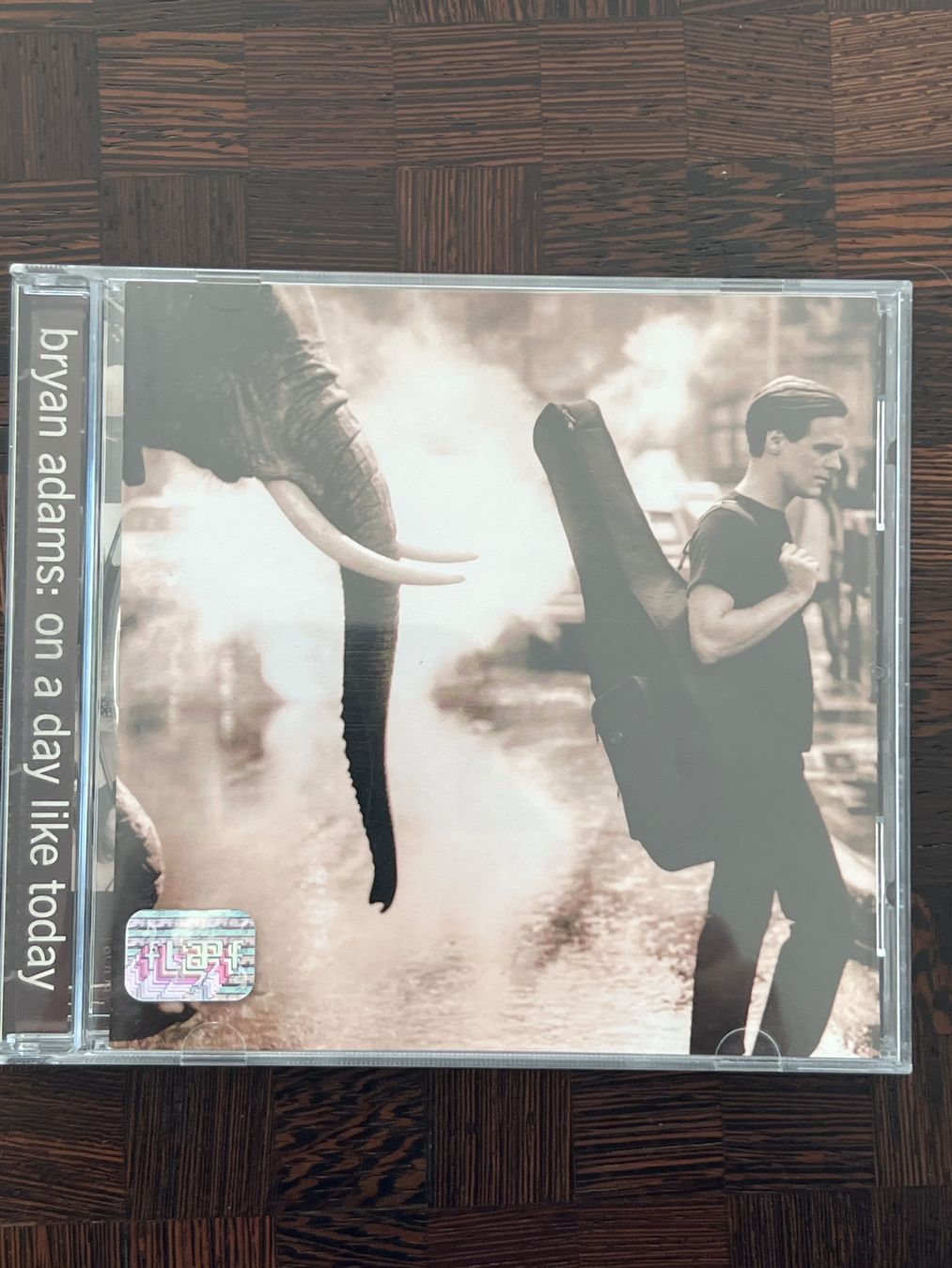 CD: Bryan Addams : On a day like today – Usato da Bouveret venduto da Feelgoodtrading