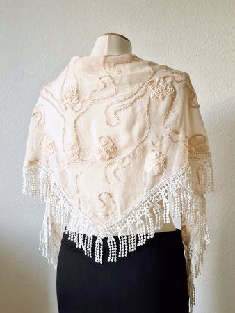 ❗ENDPREIS❗edles Dreieckstuch beige mit Rosenapplikationen