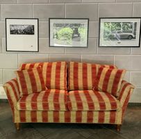 Englisches Designer Sofa, Duresta gestreift rot/beige