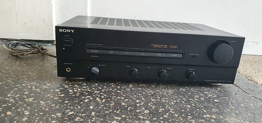 Sony Amplificatori: Sony TA-F319R – Usato da St. Imier venduto da Lautar_Vega
