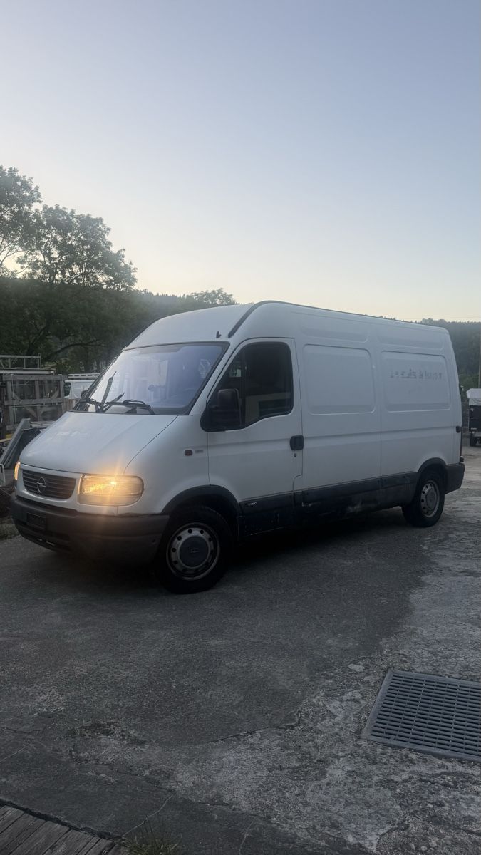 Opel Veicoli commerciali: Opel Movano 2.5 TD – Usato da Boudevilliers venduto da PacoVM