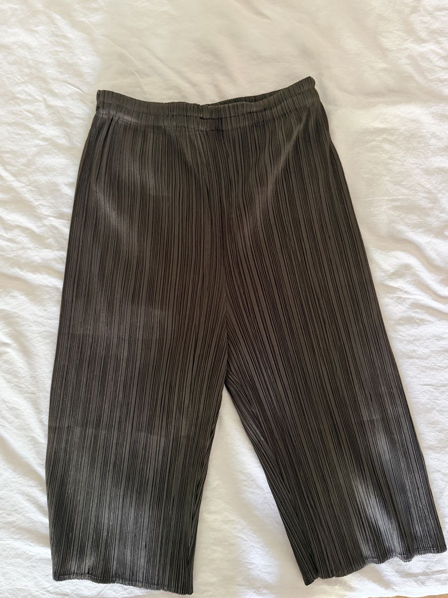 Issey Miyake Pantaloni: Issey Miyake Shorts – Usato da Zürich venduto da e.v000