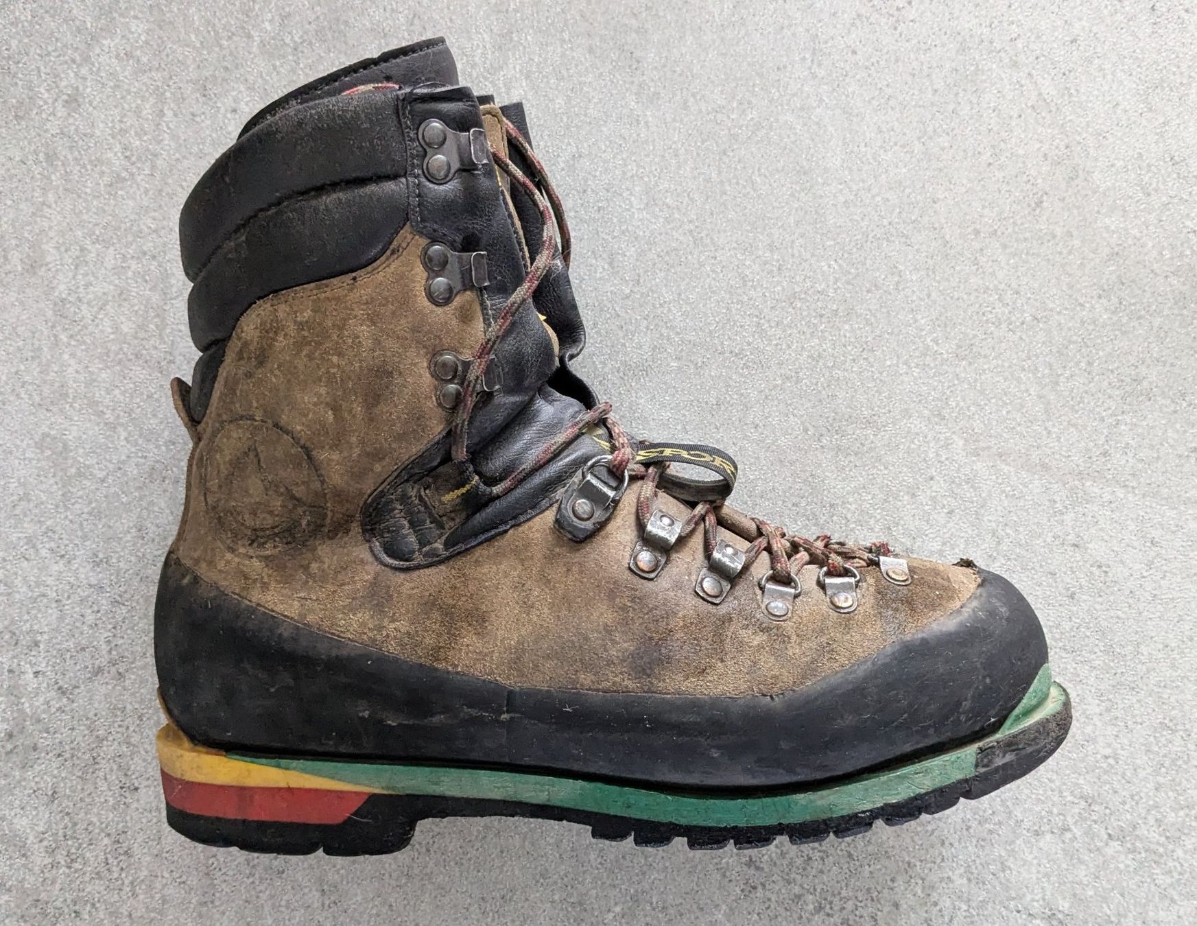 La Sportiva Scarpe da uomo: Bergschuh La Sportiva Mountain – Usato da Oberweningen venduto da Ramre 2