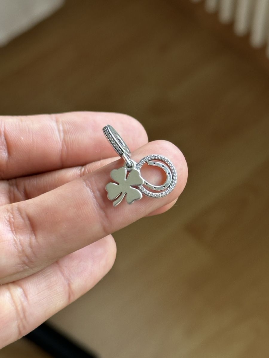 Pandora Ciondoli: Pandora Charm-Anhänger Top! – Nuovo (secondo la descrizione) da Zug venduto da car_fr2j