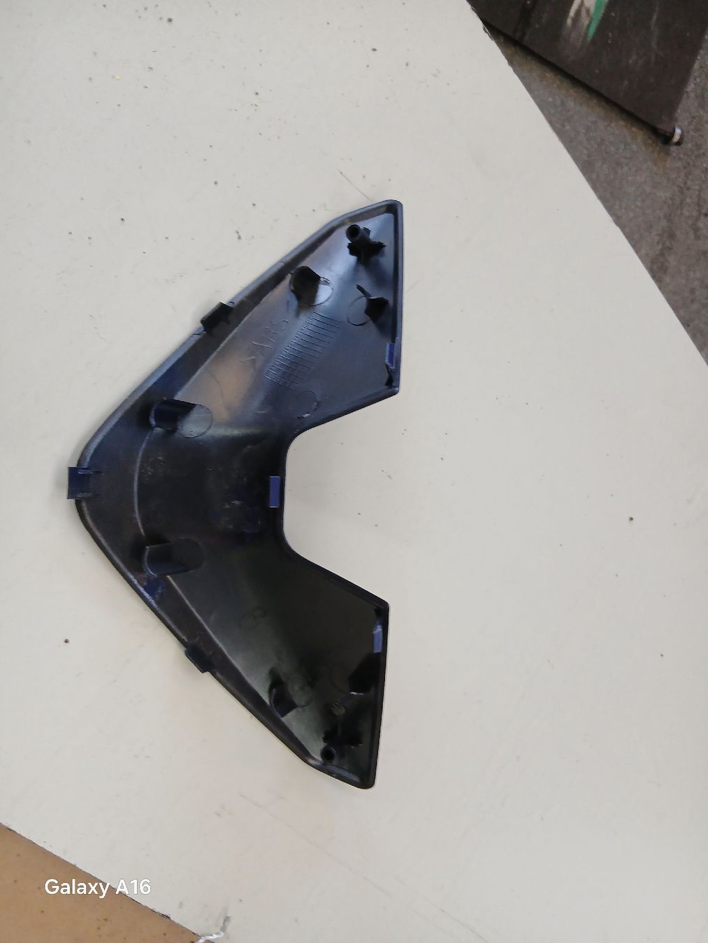 Tutti pezzi di ricambio per scooter: yamaha nmax 125 – Usato da Romanel-s-Lausanne venduto da site76 2