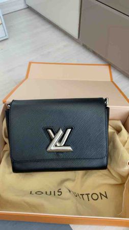 Louis Vuitton Tasche schwarz neuwertig