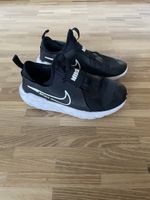Nike Kinder-Turnschuhe Schwarz / Grösse 36
