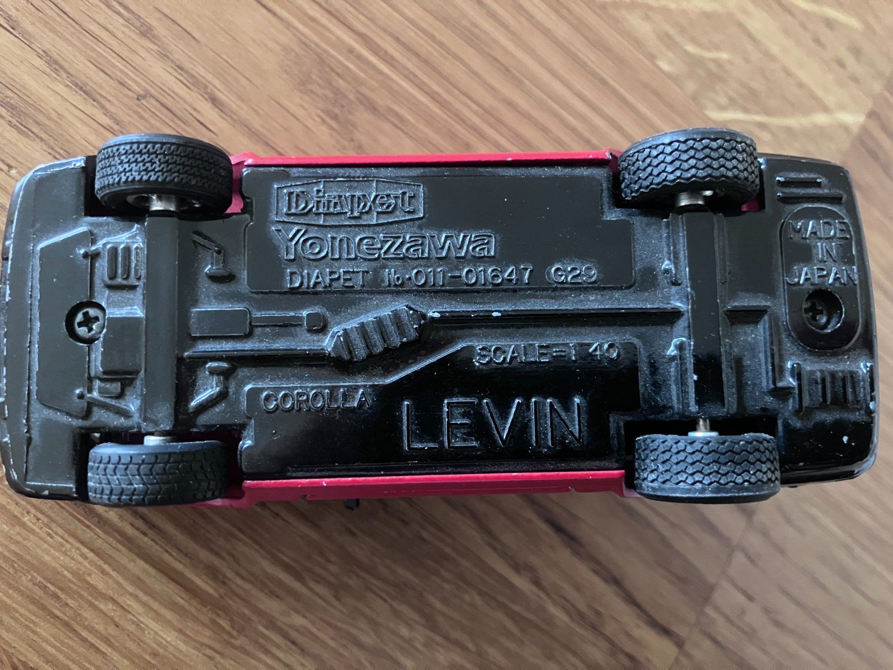 Toyota Modellini d'auto: Toyota Corolla AE 86 – Usato da Altenrhein venduto da Tribun75 5