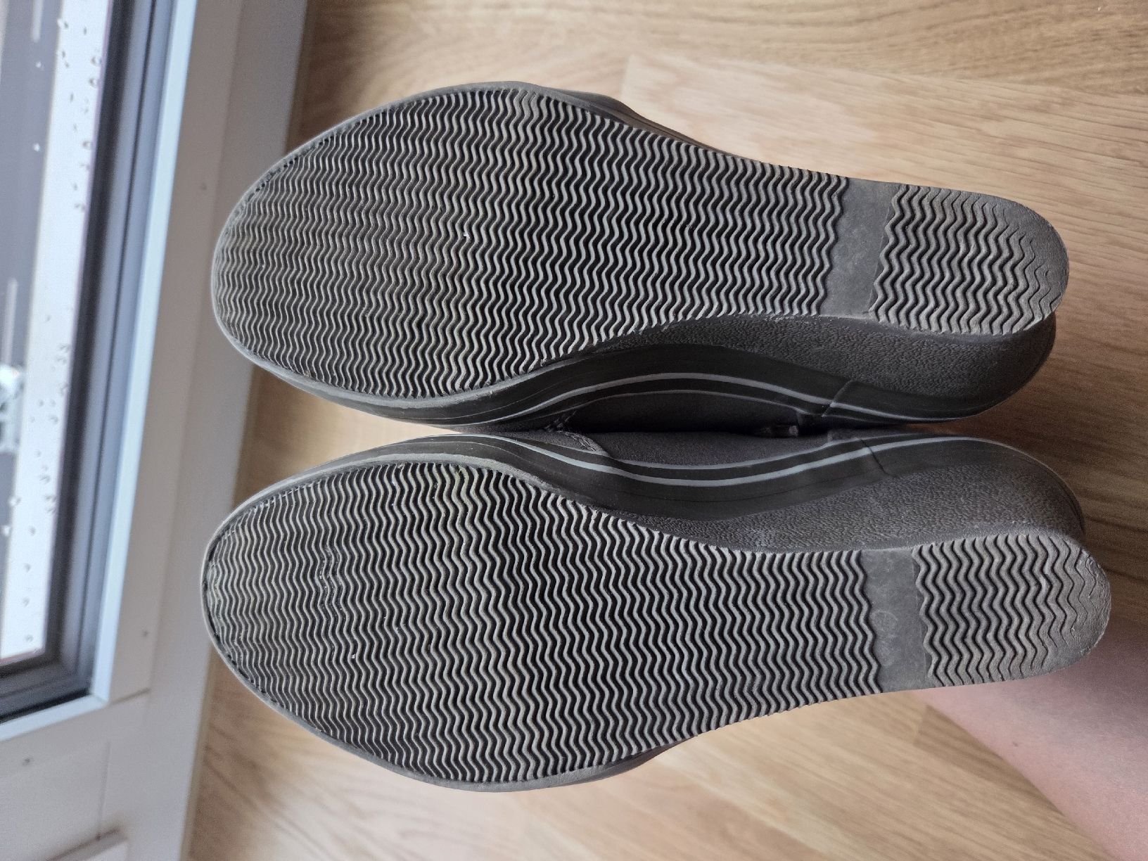 Esprit Chaussures femmes: Keilabsatz Schuhe mit Lammfell Gr. 37 – D'occasion à Kriens par ..stx.. 3
