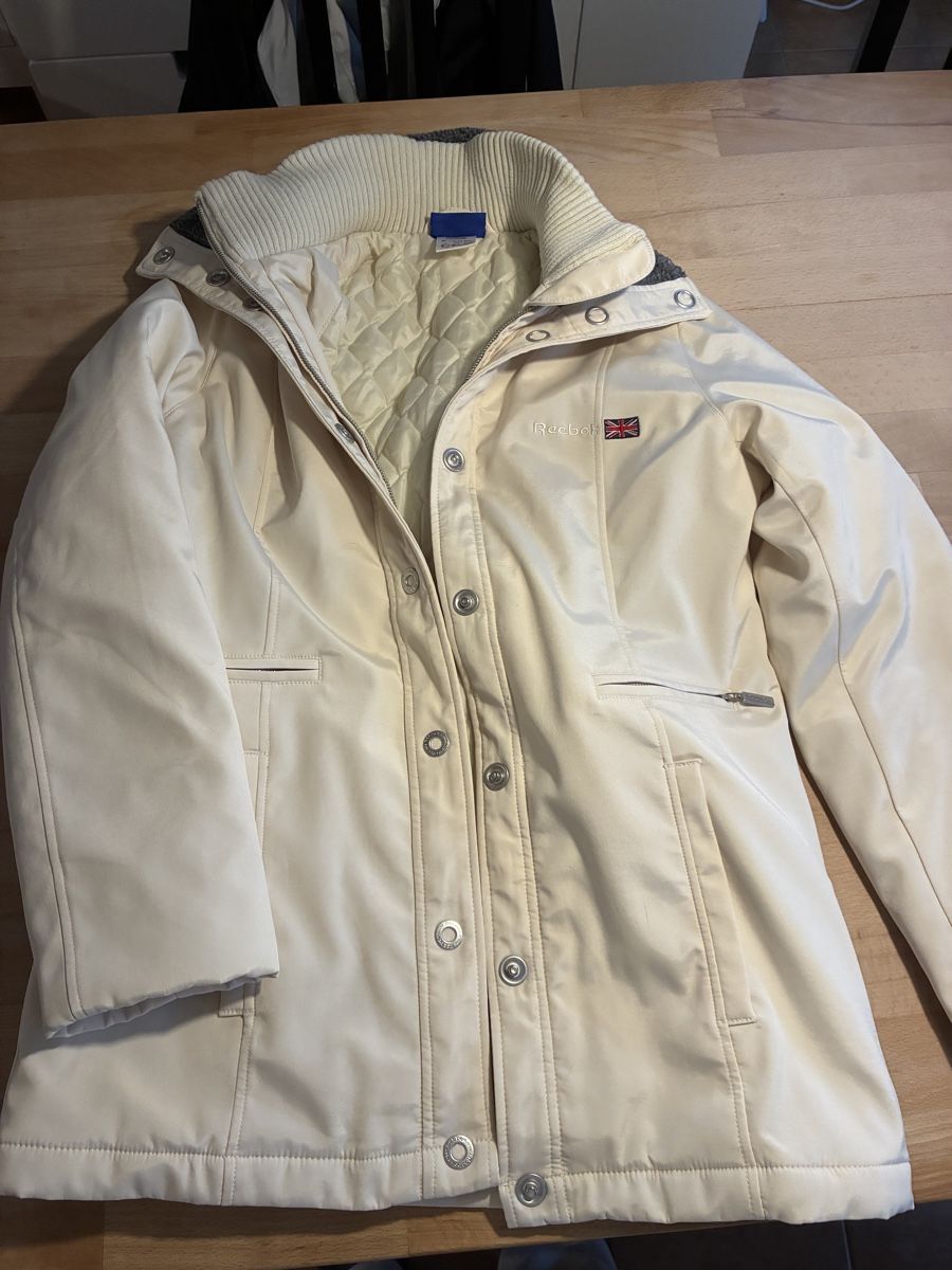 Reebok Giacche: Reebok Winterjacke Gr.S – Usato da Däniken SO venduto da Sonjab0
