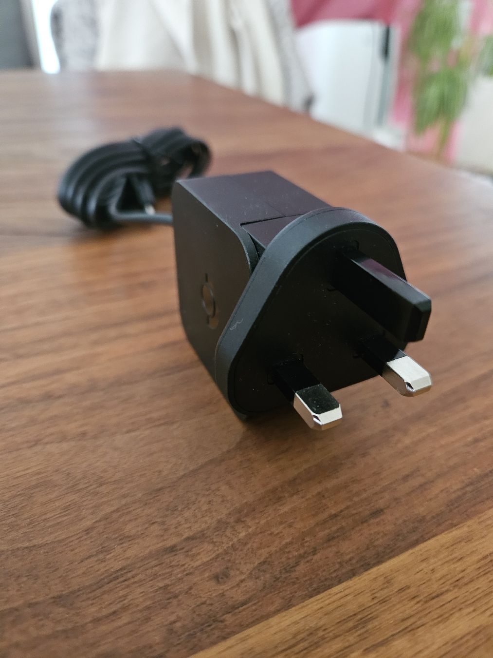 Ladegeräte: Chicony AC Adapter: USB-C Netzteil 45 W, Kabel 1.5 m – Neu (gemäss Beschreibung) aus Zürich von sdav 1